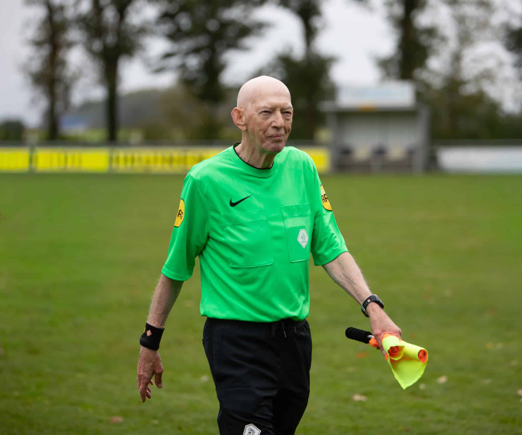 4) Scheidsrechter Gerard Gerdes (Foto Regina Korf)